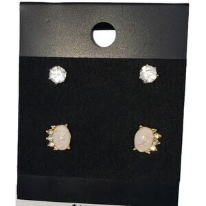 5/10 New 2 pair of rhinestone earrings